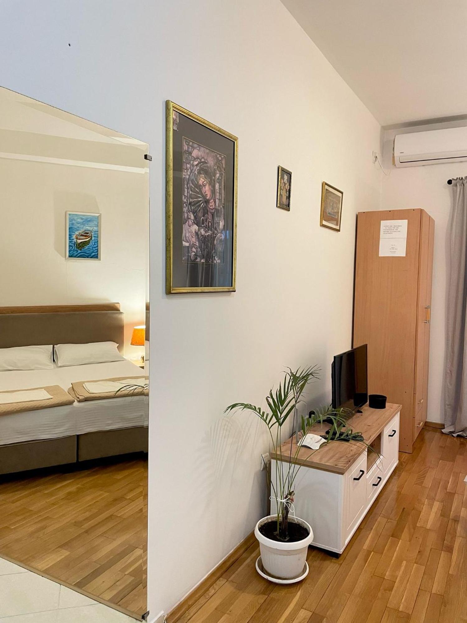 Apartment Kralj โกตอร์ ภายนอก รูปภาพ